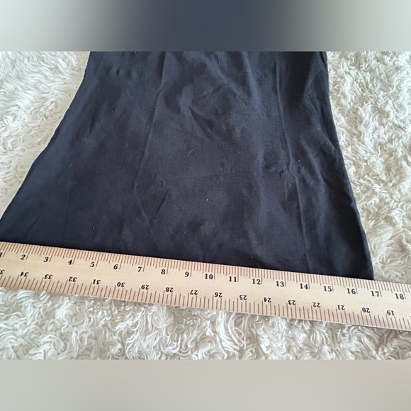 Banana Republic Black Short Sleeve Tee - Picture 6 of 7